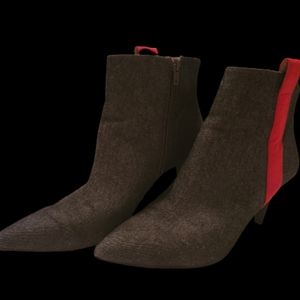 G.I.L.I Penny Booties - Sz 10